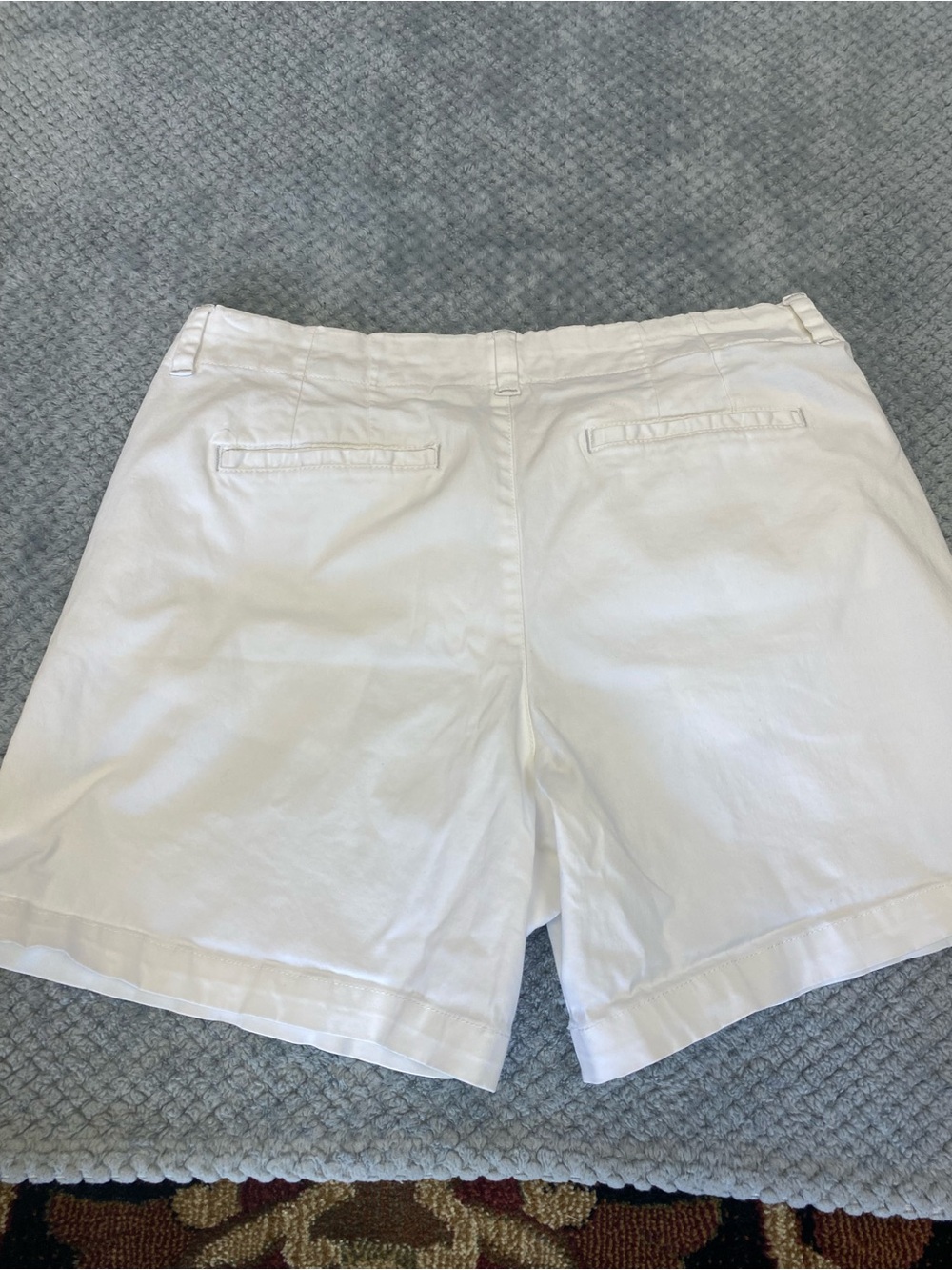Lee White Women’s Bermuda Shorts - Picture 7 of 8